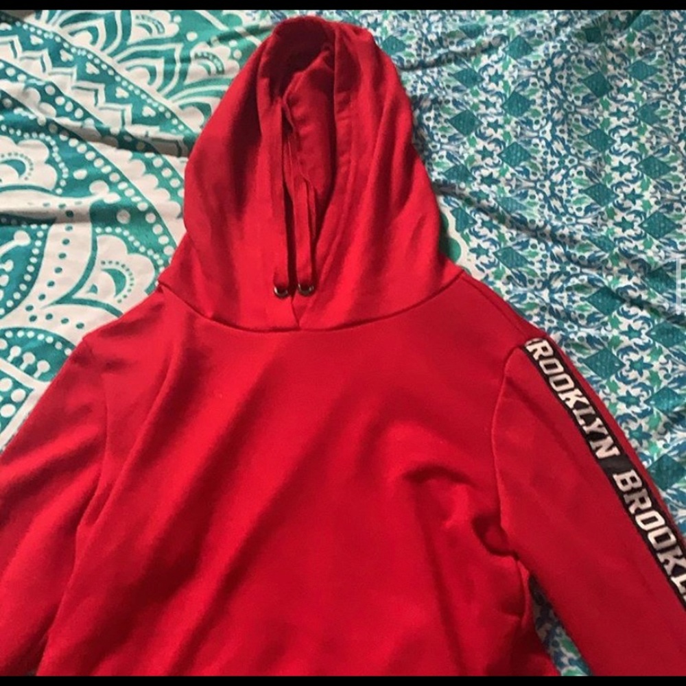 red cropped hoodie from rue 21